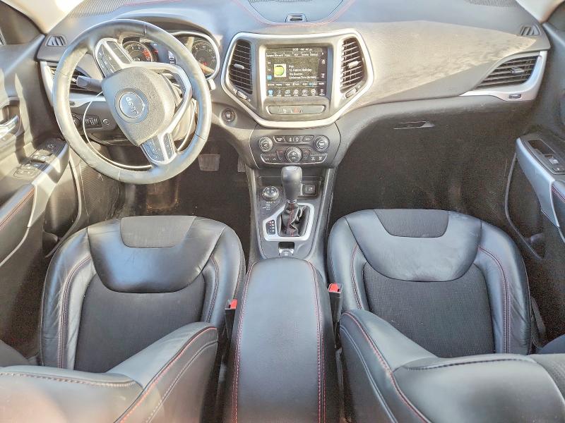 Photo 8 from auction – 2018 JEEP CHEROKEE T with VIN 1C4PJMBX7JD506769