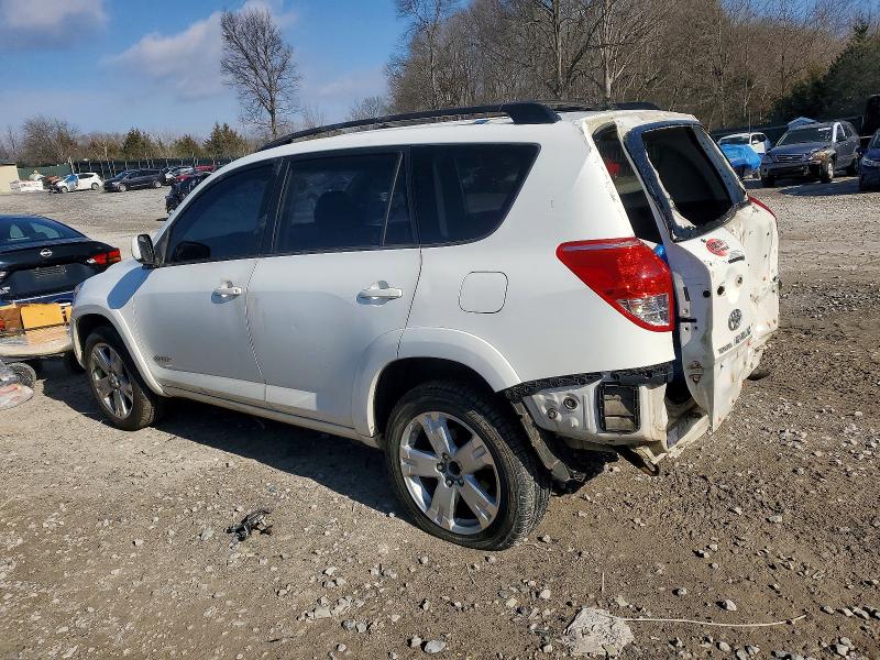 Photo 2 from auction – 2006 TOYOTA RAV4 SPORT with VIN JTMBD32V965029578