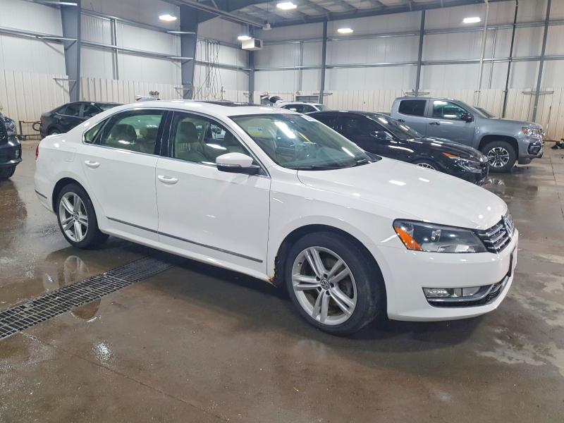 Photo 4 from auction – 2014 VOLKSWAGEN PASSAT with VIN 1VWCS7A35EC001379