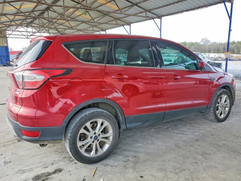 Photo 3 from auction – 2017 FORD ESCAPE SE with VIN 1FMCU0G96HUB73530