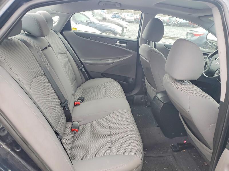Photo 10 from auction – 2011 HYUNDAI SONATA with VIN 5NPEB4AC7BH053963