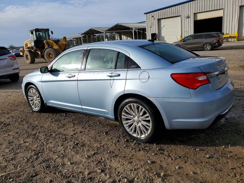 Photo 2 from auction – 2014 CHRYSLER 200 LX with VIN 1C3CCBAB6EN207393