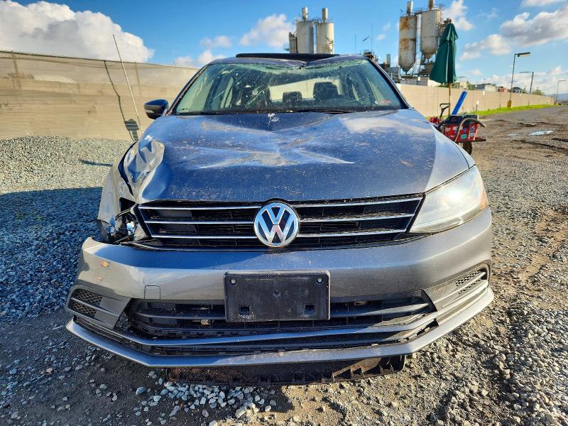 Photo 5 from auction – 2017 VOLKSWAGEN JETTA SE with VIN 3VWDB7AJ7HM273146