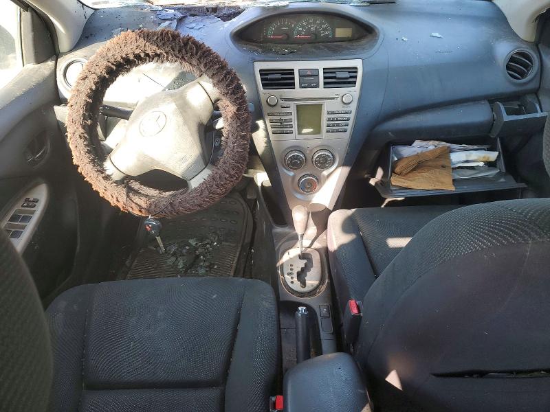 Photo 8 from auction – 2010 TOYOTA YARIS with VIN JTDBT4K37A4069079