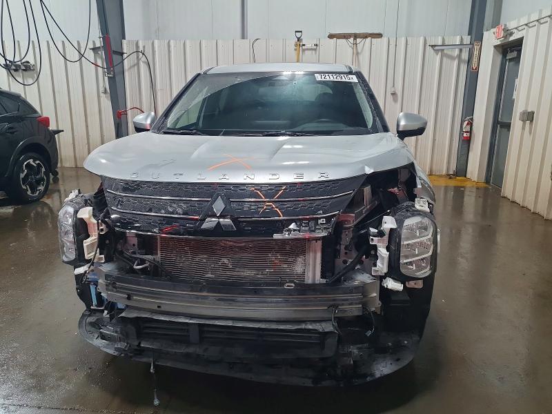 Photo 5 from auction – 2024 MITSUBISHI OUTLANDER with VIN JA4J4VA82RZ073741