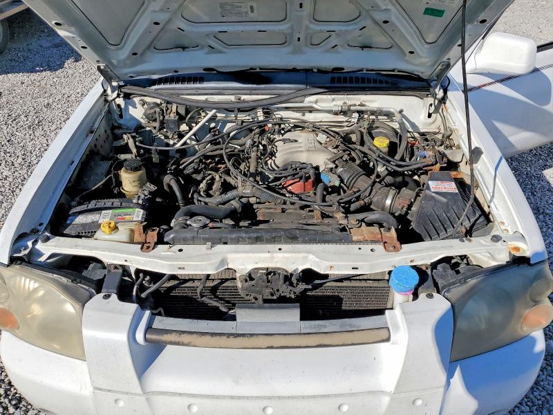 Photo 11 from auction – 2001 NISSAN FRONTIER C with VIN 1N6ED27Y21C341205