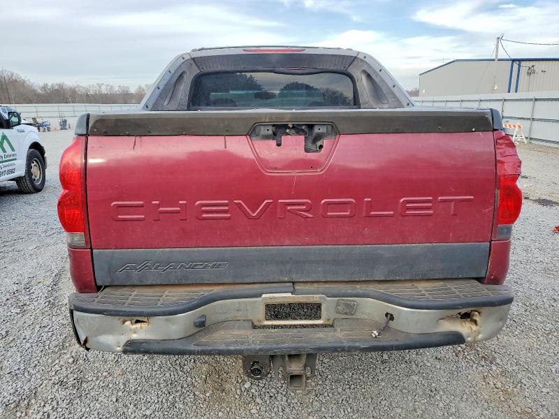 Photo 6 from auction – 2004 CHEVROLET AVALANCHE with VIN 3GNEK12T34G336117
