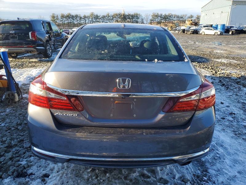 Photo 6 from auction – 2016 HONDA ACCORD with VIN 1HGCR2F98GA245722