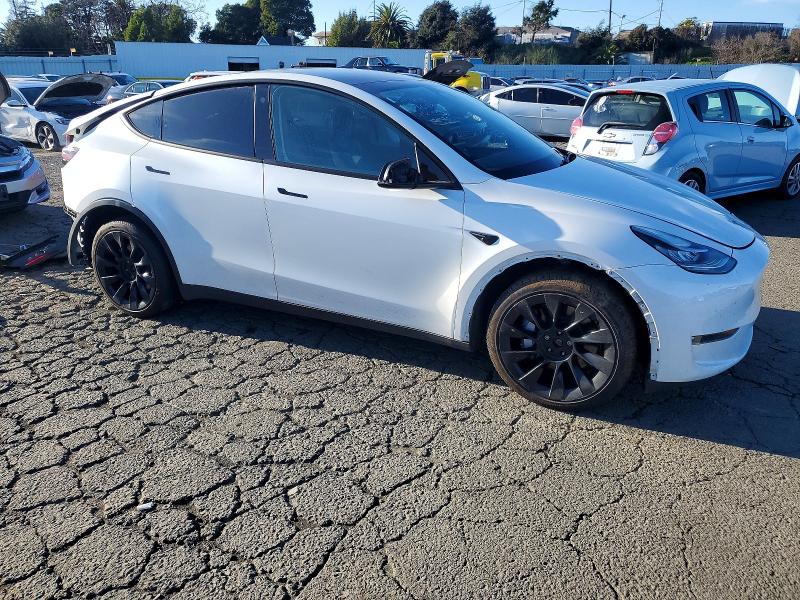 Photo 4 from auction – 2023 TESLA MODEL Y with VIN 7SAYGDEE0PA057904
