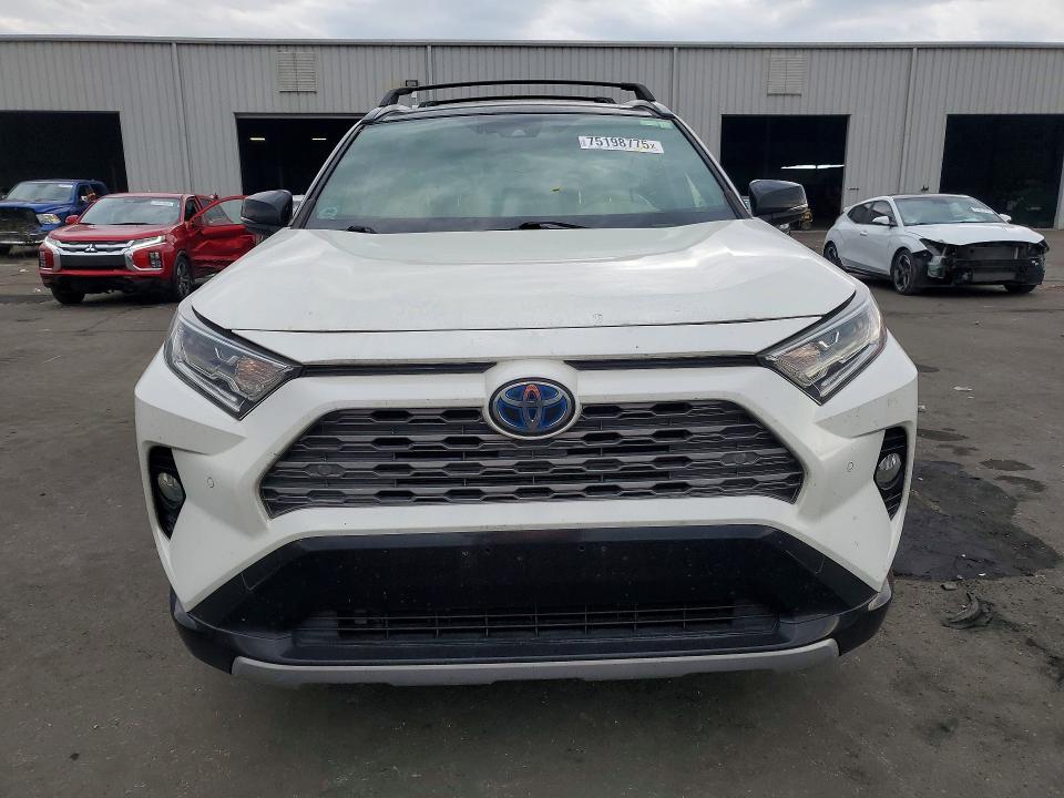 Photo 5 from auction – 2020 TOYOTA RAV4 with VIN JTMEWRFVXLD541775