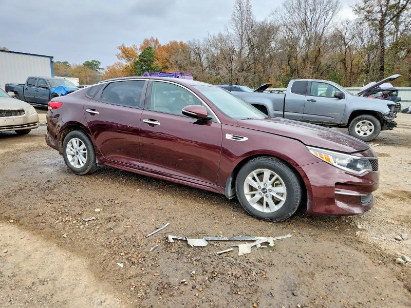 Photo 4 from auction – 2016 KIA OPTIMA LX with VIN 5XXGT4L30GG072876