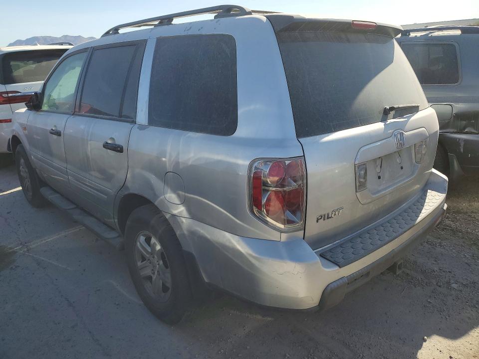 Photo 2 from auction – 2006 HONDA PILOT LX with VIN 5FNYF28166B010018