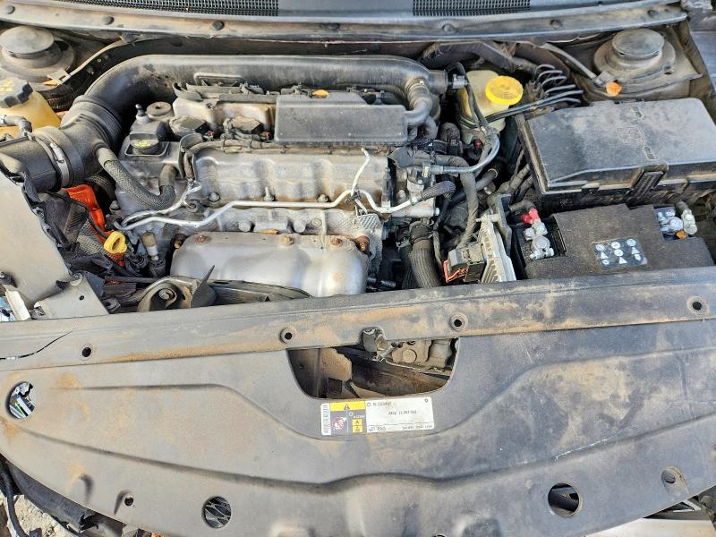 Photo 11 from auction – 2016 CHRYSLER 200 LIMITE with VIN 1C3CCCAB2GN189127