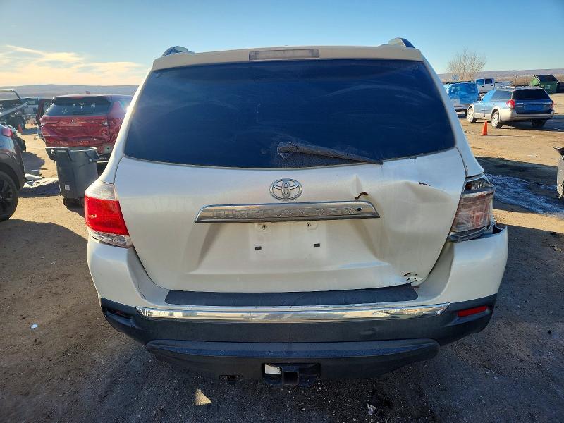 Photo 6 from auction – 2012 TOYOTA HIGHLANDER with VIN 5TDZK3EH4CS070796