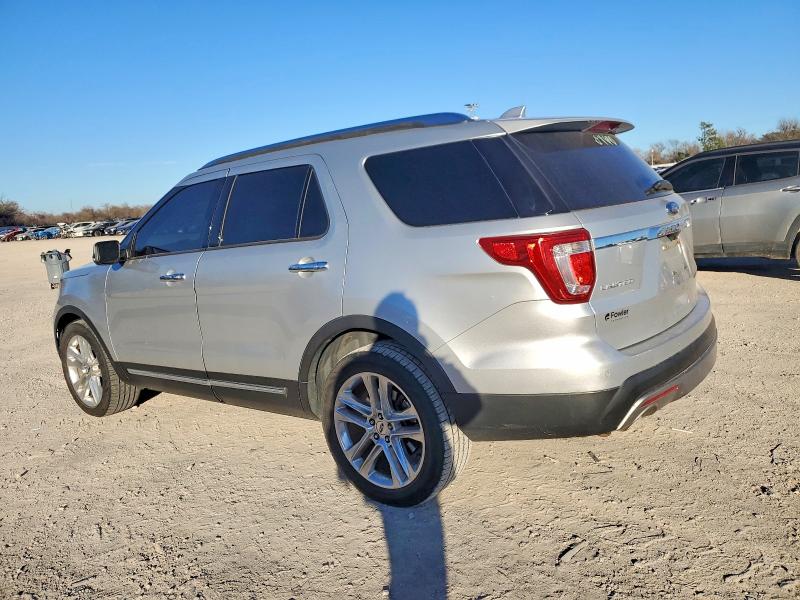 Photo 2 from auction – 2017 FORD EXPLORER with VIN 1FM5K7F88HGD87014