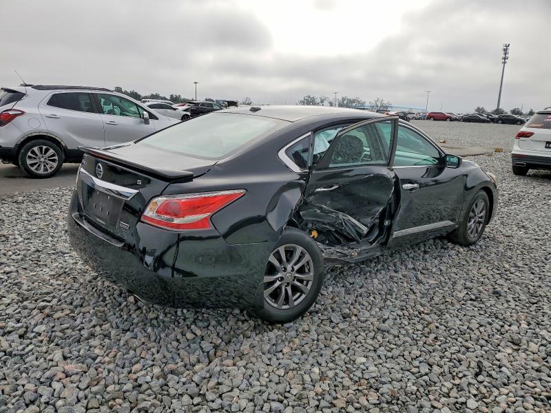 Photo 3 from auction – 2015 NISSAN ALTIMA 2.5 with VIN 1N4AL3AP4FC577989