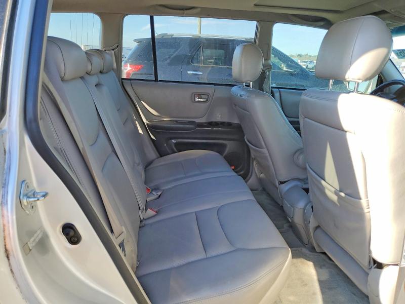 Photo 10 from auction – 2002 TOYOTA HIGHLANDER with VIN JTEGF21A920065332