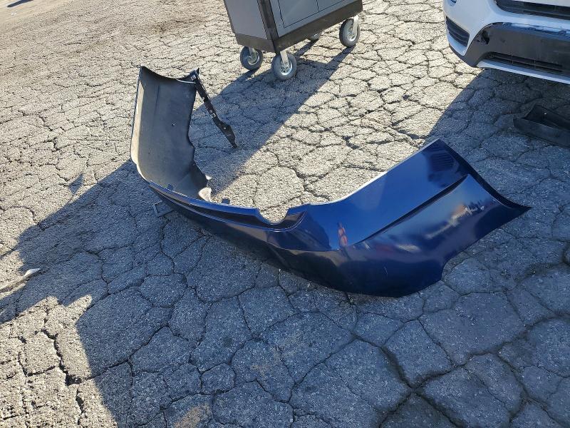 Photo 12 from auction – 2007 FORD FUSION SE with VIN 3FAHP071X7R170203