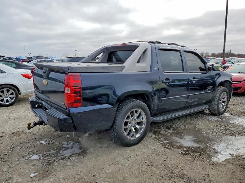 Photo 3 from auction – 2007 CHEVROLET AVALANCHE with VIN 3GNFK12307G152097