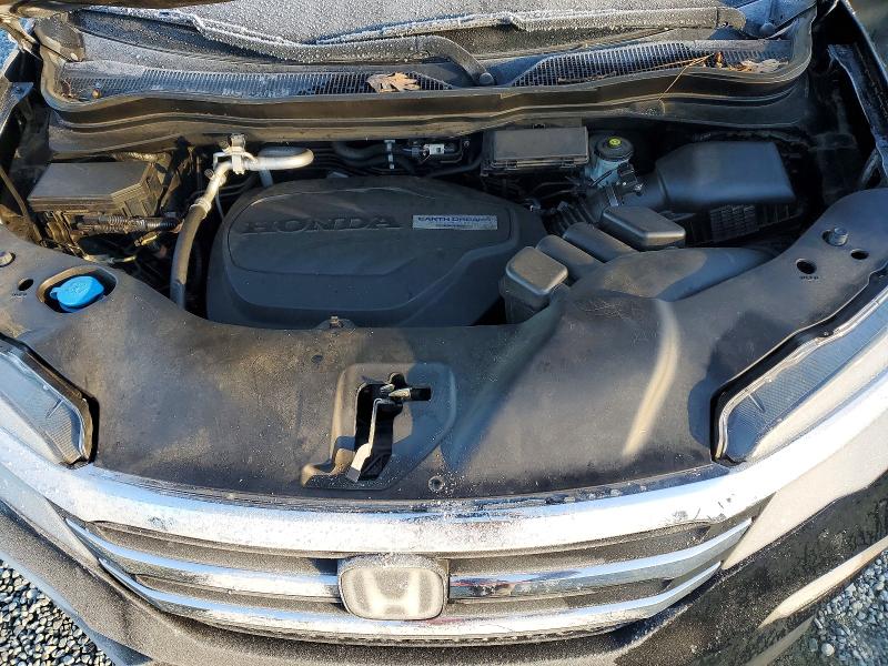 Photo 12 from auction – 2017 HONDA PILOT with VIN 5FNYF6H46HB079327