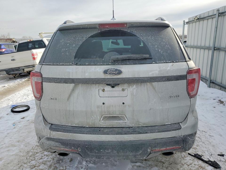 Photo 6 from auction – 2018 FORD EXPLORER X with VIN 1FM5K8D86JGB55638