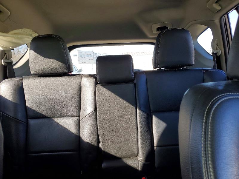 Photo 10 from auction – 2017 TOYOTA RAV4 with VIN JTMWFREV7HJ119106
