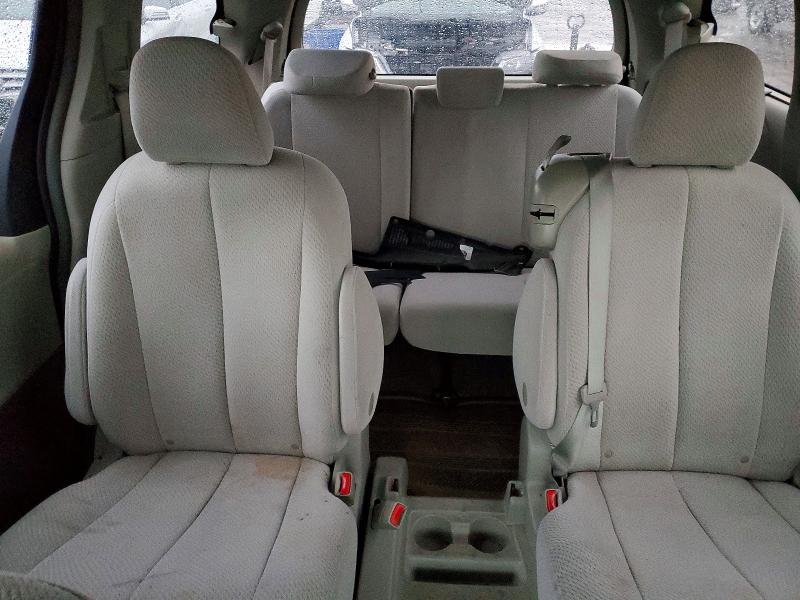 Photo 10 from auction – 2012 TOYOTA SIENNA LE with VIN 5TDKK3DC2CS232691
