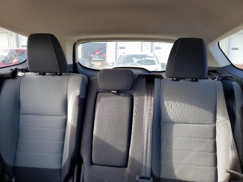 Photo 10 from auction – 2016 FORD ESCAPE SE with VIN 1FMCU0GX6GUB14118