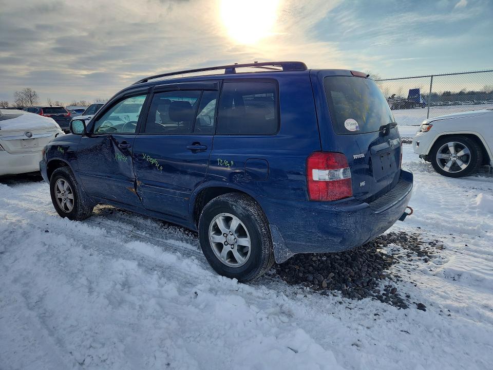Photo 2 from auction – 2004 TOYOTA HIGHLANDER with VIN JTEDP21A340021877