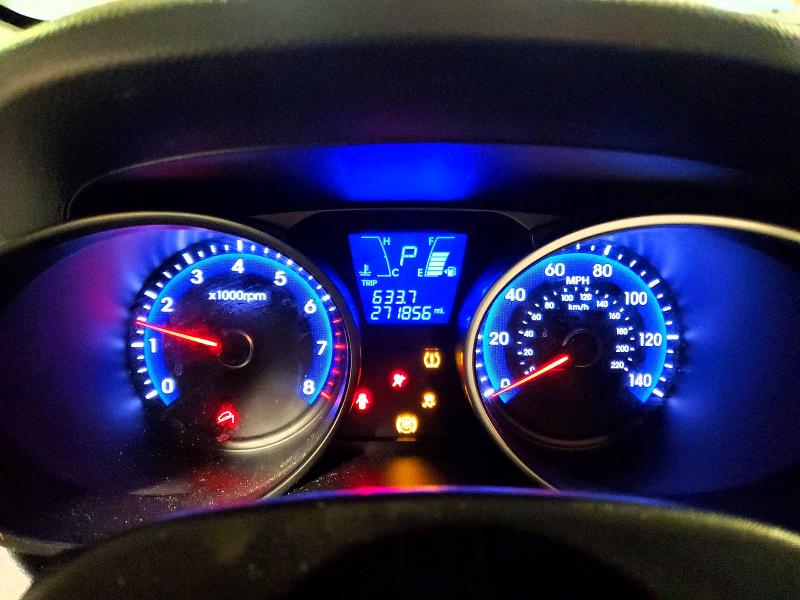 Photo 9 from auction – 2010 HYUNDAI TUCSON GLS with VIN KM8JU3AC3AU070892