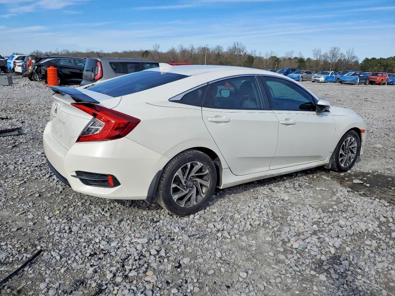 Photo 3 from auction – 2017 HONDA CIVIC with VIN 19XFC2F8XHE058761