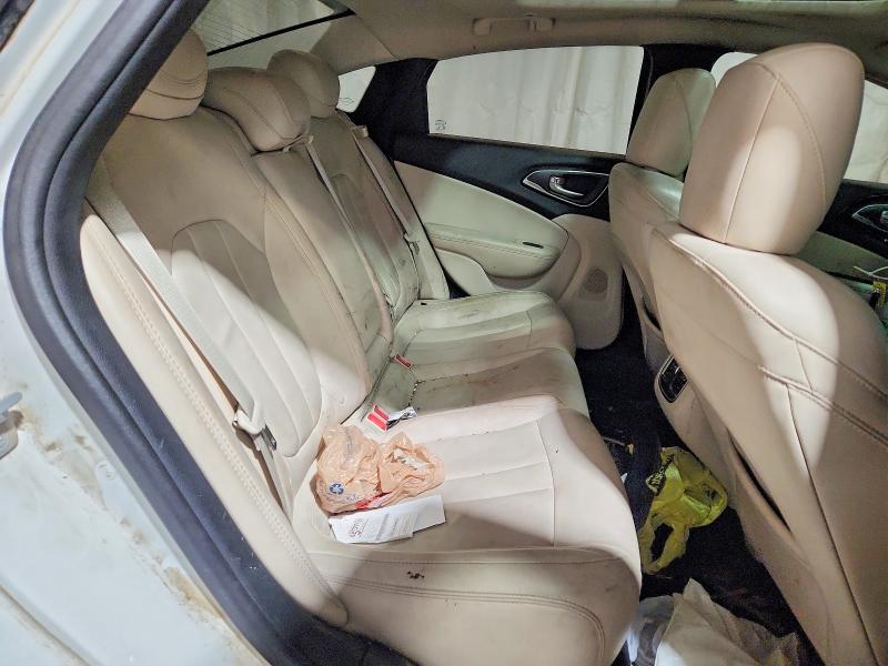 Zdjęcie 10 z aukcji – 2015 CHRYSLER 200 z VIN 1C3CCCEG2FN648743