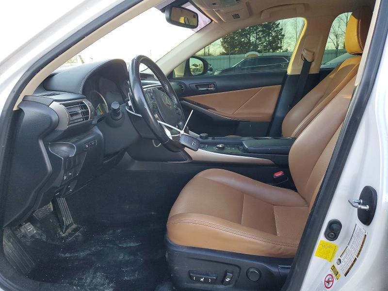 Photo 7 from auction – 2016 LEXUS IS 200T with VIN JTHBA1D21G5024181