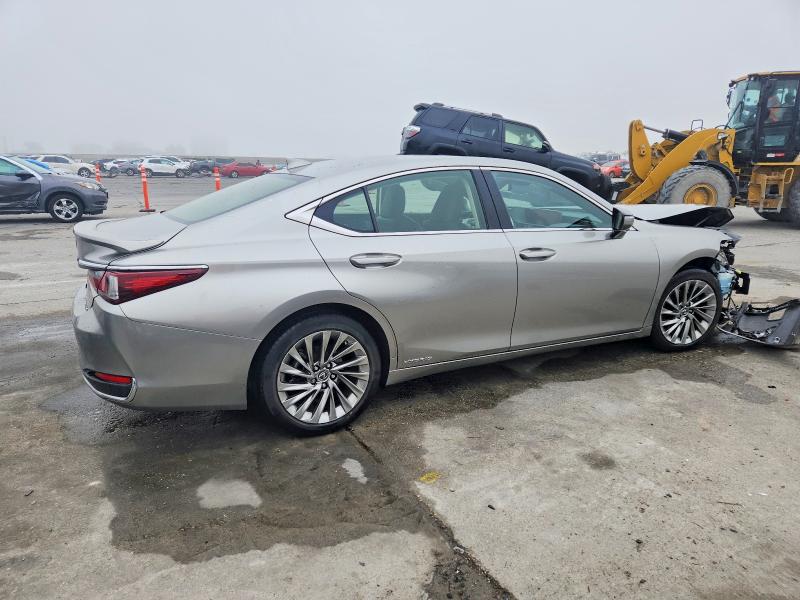 Photo 3 from auction – 2019 LEXUS ES 300H with VIN JTHB21B15K2004243