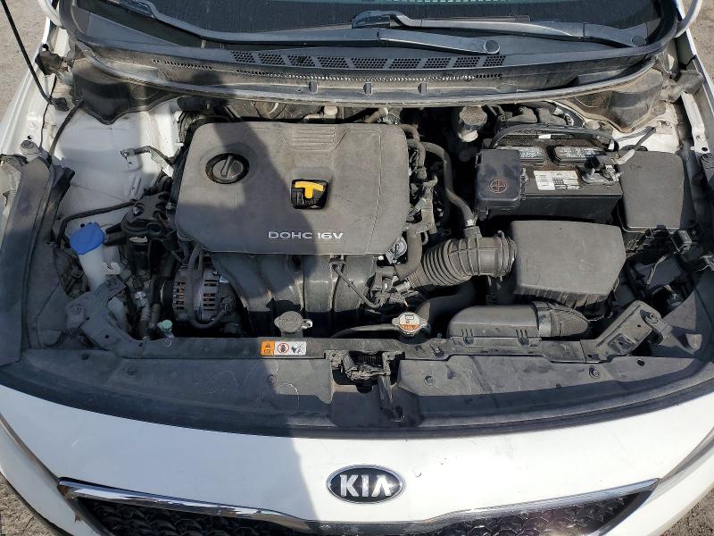 Photo 11 from auction – 2018 KIA FORTE LX with VIN 3KPFK4A74JE213985