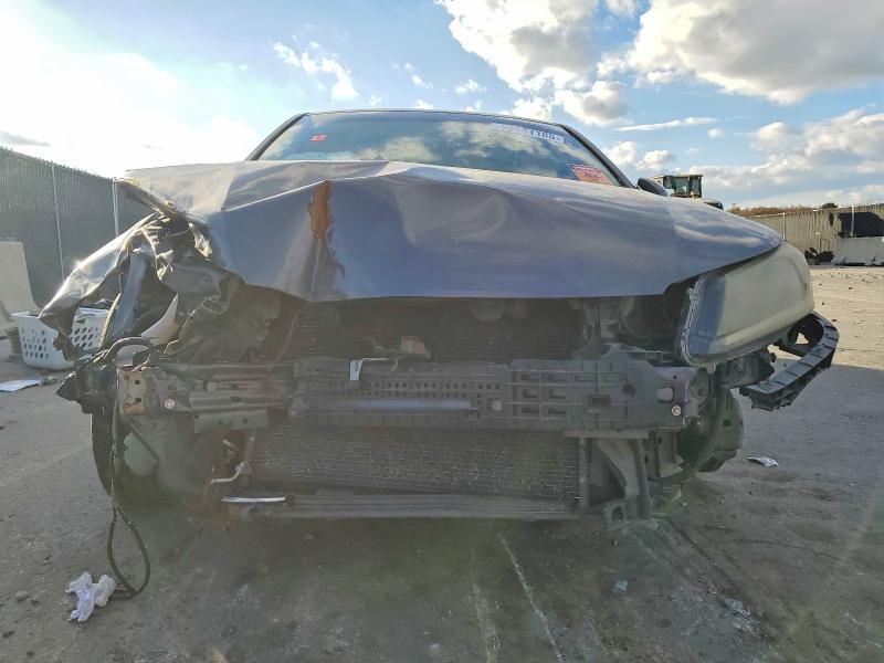 Photo 5 from auction – 2014 HONDA ACCORD with VIN 1HGCR2F33EA235771