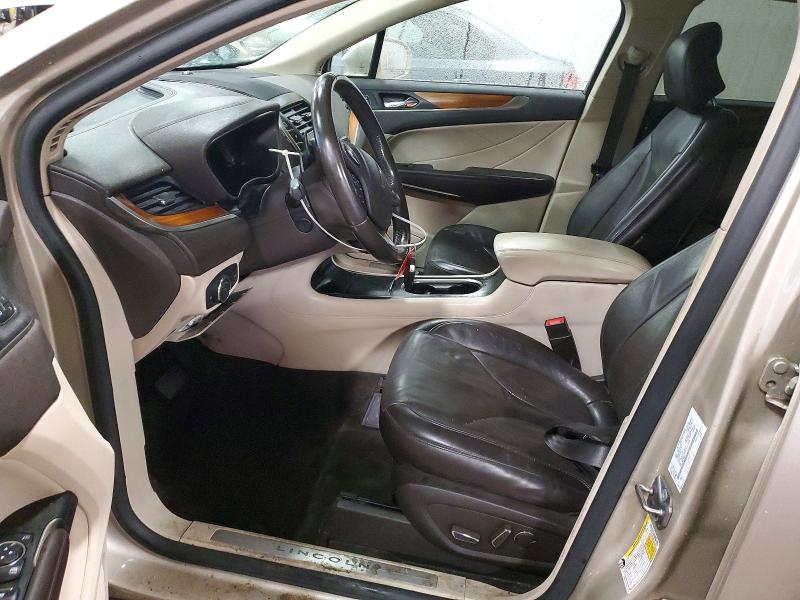 Photo 7 from auction – 2017 LINCOLN MKC SELECT with VIN 5LMCJ2D94HUL67849