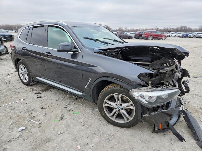 Photo 4 from auction – 2019 BMW X3 SDRIVE3 with VIN 5UXTR7C54KLR53197