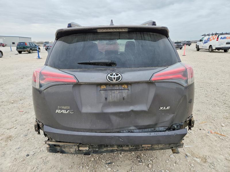 Photo 6 from auction – 2017 TOYOTA RAV4 XLE with VIN JTMWFREV1HJ113219