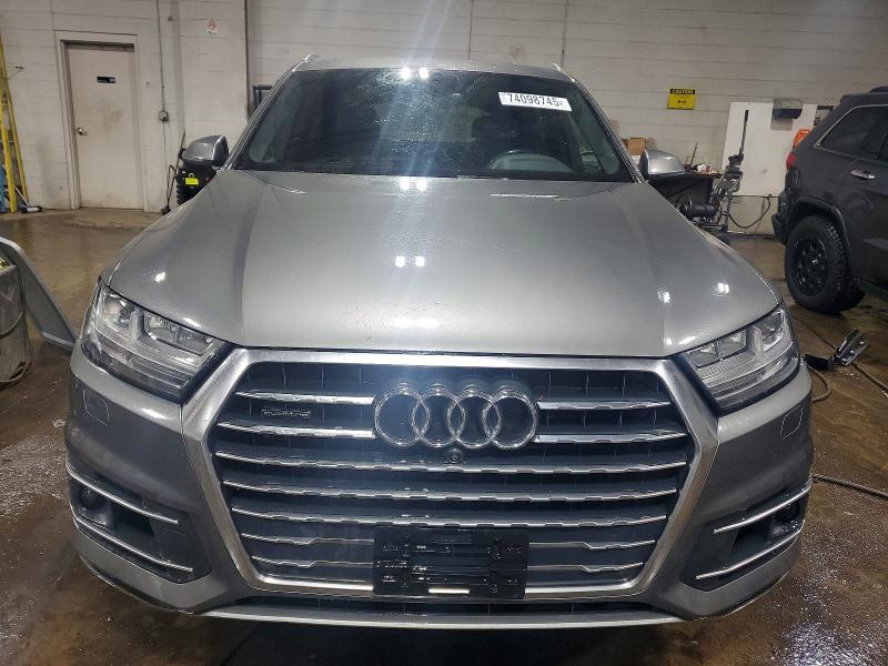 Photo 5 from auction – 2017 AUDI Q7 PREMIUM with VIN WA1LAAF71HD005419