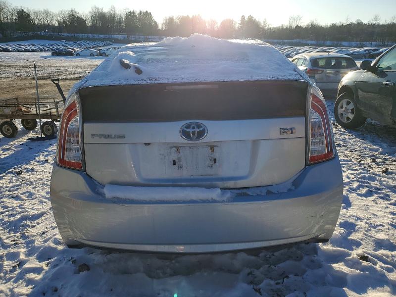 Photo 6 from auction – 2014 TOYOTA PRIUS with VIN JTDKN3DU2E0363285