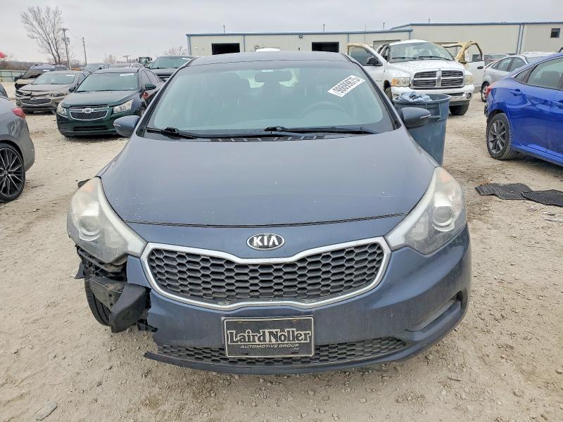 Photo 5 from auction – 2015 KIA FORTE LX with VIN KNAFX4A68F5367687