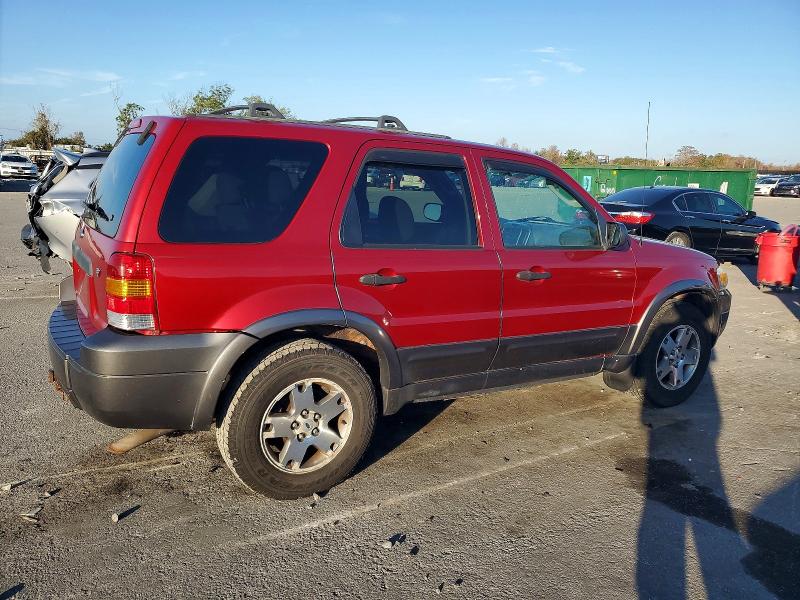 Photo 3 from auction – 2005 FORD ESCAPE XLT with VIN 1FMYU93135KB67203