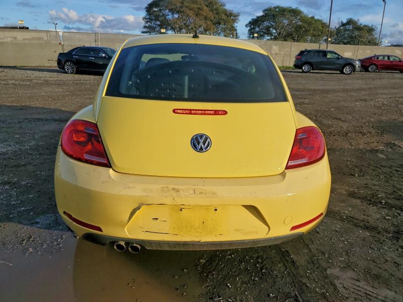 Photo 6 from auction – 2012 VOLKSWAGEN BEETLE with VIN 3VWJP7AT3CM606408
