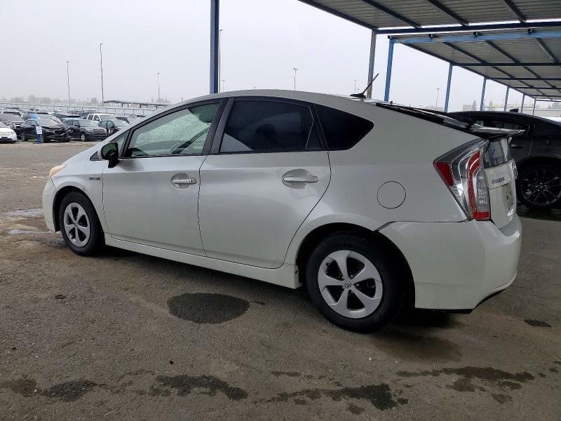 Photo 2 from auction – 2014 TOYOTA PRIUS with VIN JTDKN3DU7E1764762