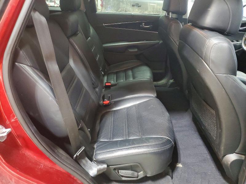 Photo 10 from auction – 2017 KIA SORENTO EX with VIN 5XYPHDA58HG323470