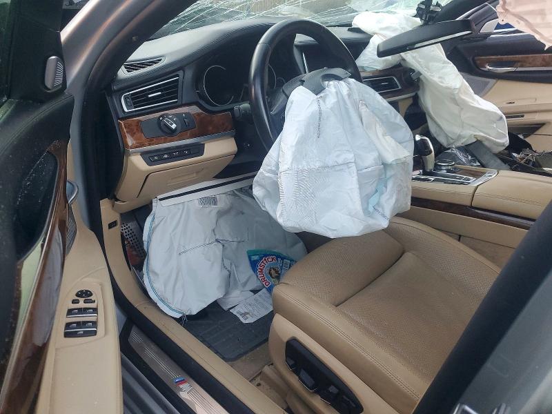 Photo 8 from auction – 2015 BMW 740 with VIN WBAYE4C56FD138983