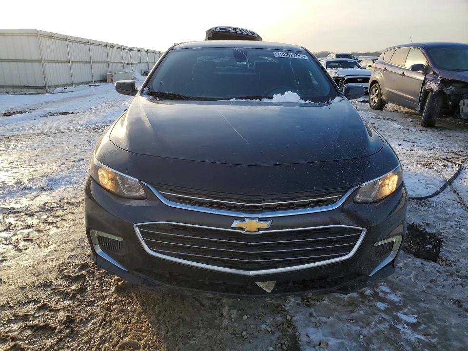 Photo 5 from auction – 2017 CHEVROLET MALIBU LT with VIN 1G1ZE5STXHF234774