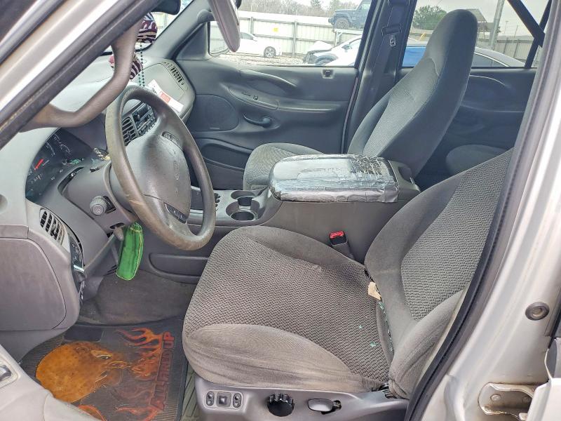 Photo 7 from auction – 2000 FORD EXPEDITION with VIN 1FMRU1565YLC20545