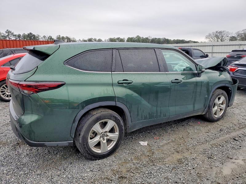 Photo 3 from auction – 2024 TOYOTA HIGHLANDER with VIN 5TDKDRAH3RS530303
